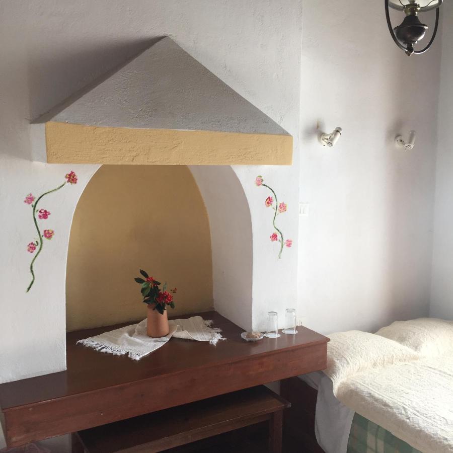 Alatinos Hotel Pinakátai Екстериор снимка