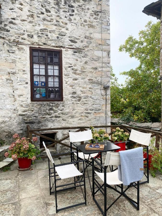Alatinos Hotel Pinakátai Екстериор снимка