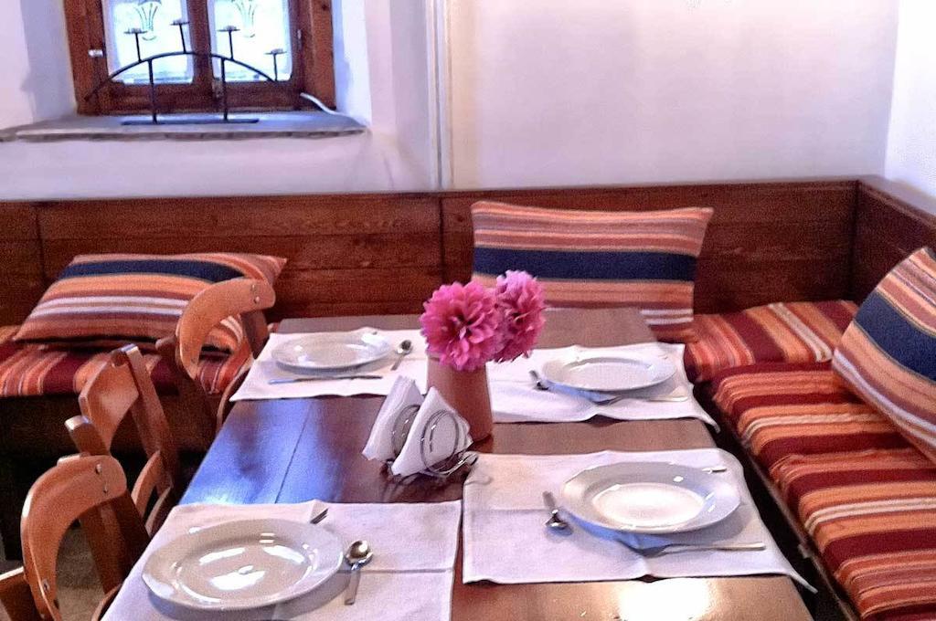 Alatinos Hotel Pinakátai Екстериор снимка
