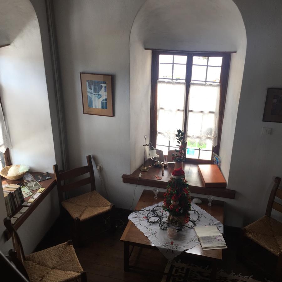 Alatinos Hotel Pinakátai Екстериор снимка